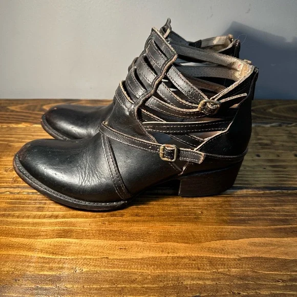 Freebird by Steven, Stair, Black/Brown Leather Strappy Ankle Boot / Bootie SZ 8 - Picture 3 of 9